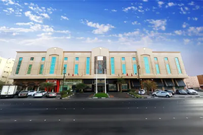 Ramada by Wyndham Dammam Khaleej Road Hotels near Haroun Al Rasheed Mosque