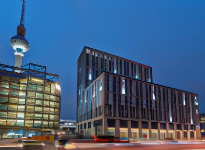 Hotel Motel One Berlin-Alexanderplatz