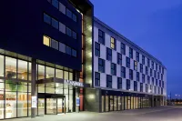 Novotel Edinburgh Park Hotels near Easter Road Stadium