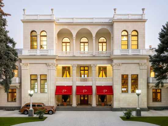 Dacha Rachmaninoff Hotel Exterior