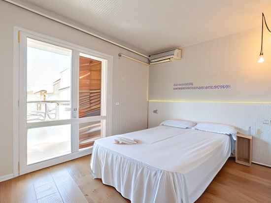 Dynamic Hotels Caldetes Barcelona Rooms