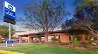 Best Western Arizonian Inn Hotels near Jim Gray's Petrified Wood Co