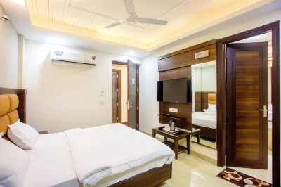 Hotel Tara Palace Redfort Hotels near Creativity