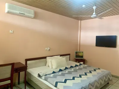 Mikaddo City Inn Hotels near Asafo Market