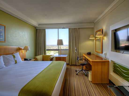 Holiday Inn Harare Rooms