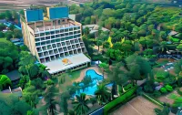 The Resort Các khách sạn ở Mumbai