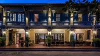 The Columns Hoteles en Kampot