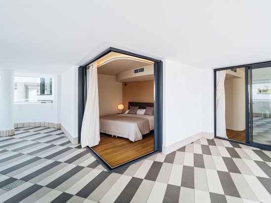 El Hotel Pacha Rooms