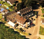 Land-gut-Hotel "Zum Alten Forsthaus" - Aufladestation f. Elektroautos vorhanden - Hotels in der Nähe von Katholische Kirche St. Barbara Rurberg