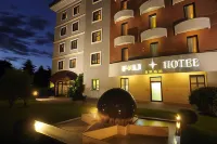 Poli Hotel Hotels in Villa Cortese