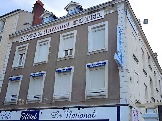 Hôtel le National Hotel Exterior