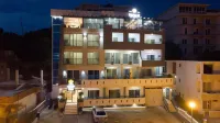 Padam Hotel & Spa Hotels near Dzemo