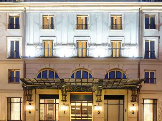 Hôtel l'Élysée Val d'Europe Hotel Exterior