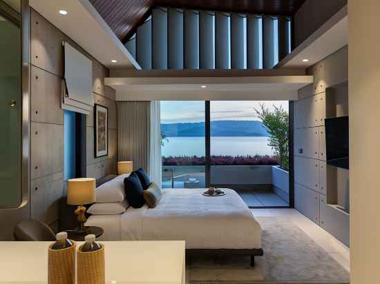 Syrah 3-Bedroom Beachfront Villa in Koh Samui Rooms