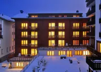 Hotel Continental Hotels near Matterhorn Glacier Palace