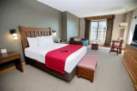 Great Wolf Lodge Bloomington Hotels near Nordstrom