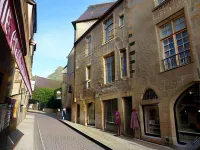 Walnut Hotels in Sarlat-la-Caneda