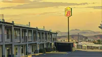 Super 8 by Wyndham Barstow Hotels near Treasure House Mall