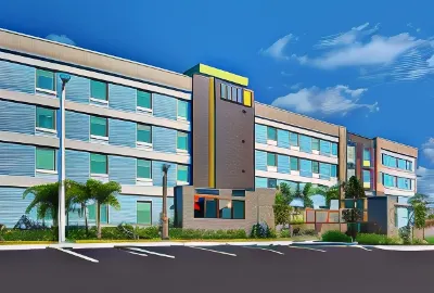 Home2 Suites by Hilton Fort Myers Colonial Blvd Hodges University附近的飯店