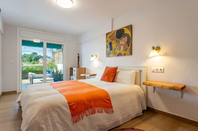 Designer Luxury Two Bedroom Apartment Hotels in Salou