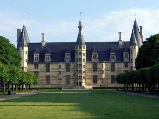 The Originals Boutique, Hôtel Clos Sainte Marie, Nevers Hotel Exterior