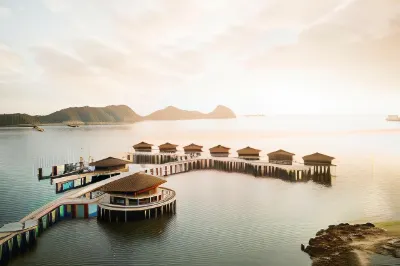 TA’AKTANA, a Luxury Collection Resort & Spa, Labuan Bajo Hotel dekat White Pier