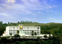 The Oriental Legazpi Hotels near Ibalong Centrum for Recreation