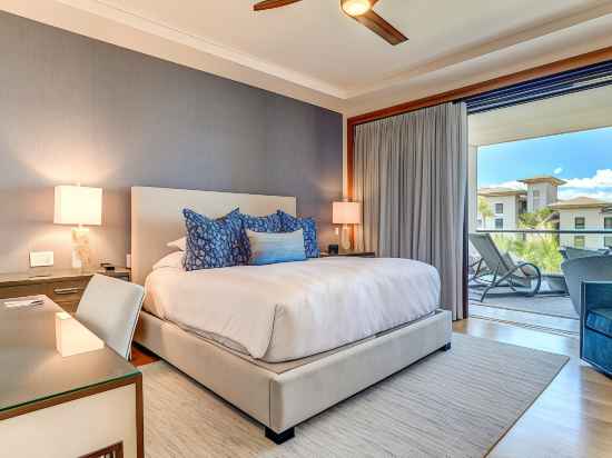 Kbm Resorts: Anuenue at Montage Kapalua Bay Oceanfront Villa Pool Beach Access w Rental Car Rooms