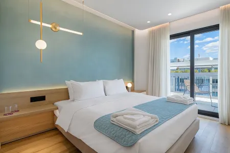 Acropolis Magenta Luxury Suites