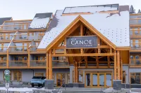 Hotel Canoe & Suites Hotels near Banff Jasper Collection by Pursuit