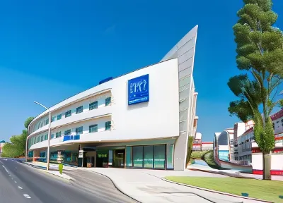 Tryp by Wyndham Leiria Hotels near Polytechnic of Leiria