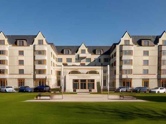 The Brehon Hotel & Spa Hotel Exterior