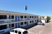 Motel 6 Carlsbad, NM Hotels near Cavern City Air Terminal