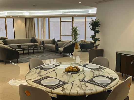 Seafront Luxury Suites Jeddah Corniche Dining/Meeting Rooms