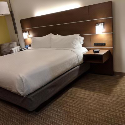 Standard King Room With Communications Accessible Roll-in Shower Holiday Inn Express Hotel & Suites Claypool Hill -Richlands Area, an IHG Hotel Promo Code