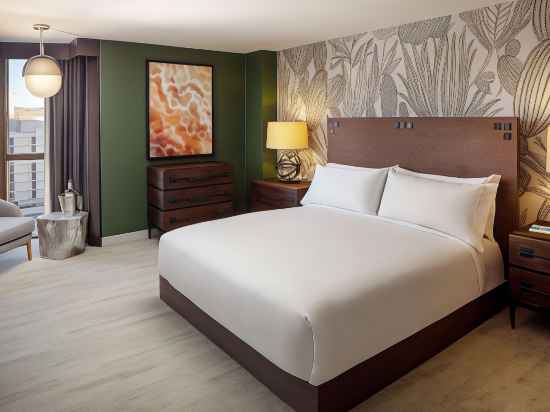 Whitney Peak Hotel Reno, Tapestry Collection by Hilton Rooms