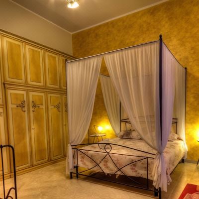 Double Room (Private Bathroom Not in Room) Il Gallo Promo Code