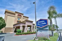 Hampton Inn & Suites Pittsburg Hotels in Pittsburg