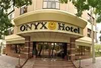 Onyx Hotel Bishkek โรงแรมในบิชเคก