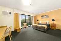 Mt Ommaney Hotel Apartments Hotels in Darra