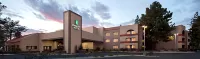 Embassy Suites by Hilton Phoenix Tempe Hotels near Sky Harbor International Airport