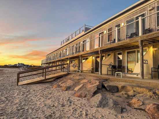 Falmouth Tides Hotel Exterior