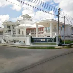 The MAGNIFICENT WHITE HOUSE in Semporna Hotels in Semporna