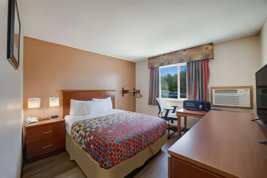 Rodeway Inn Hotels near Santa Fe Springs