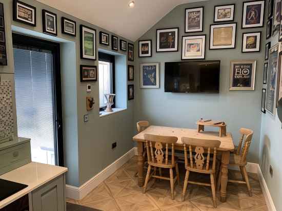 Luxury Studio Cottage at Foot of Yorkshire Wolds Rooms