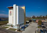 Breaking Business Hotel Hotels in Giulianova