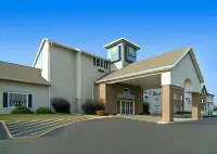 Quality Inn & Suites Fort Madison Near Hwy 61 Hotels in Nauvoo