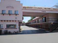 Welcome Inn & Suites Anaheim Hotel berhampiran South Baylo University