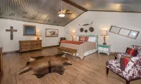 Vineyard Trail Cottages- Adults Only Hotels in Stonewall