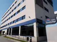 Travelodge Barcelona Fira Hotels near L'Hospitalet de Llobregat